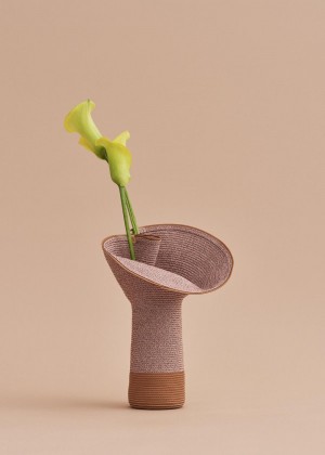 Mobje Polene Nano Lapel Vase Camel | ROO9976K