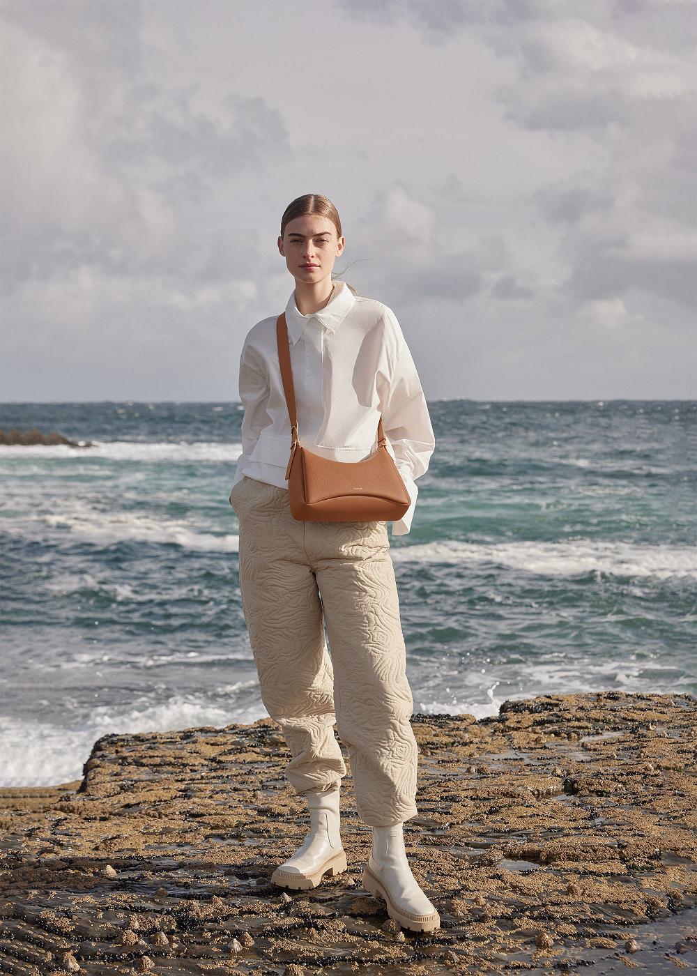 Umi Polene Textured Camel | ROE9727B